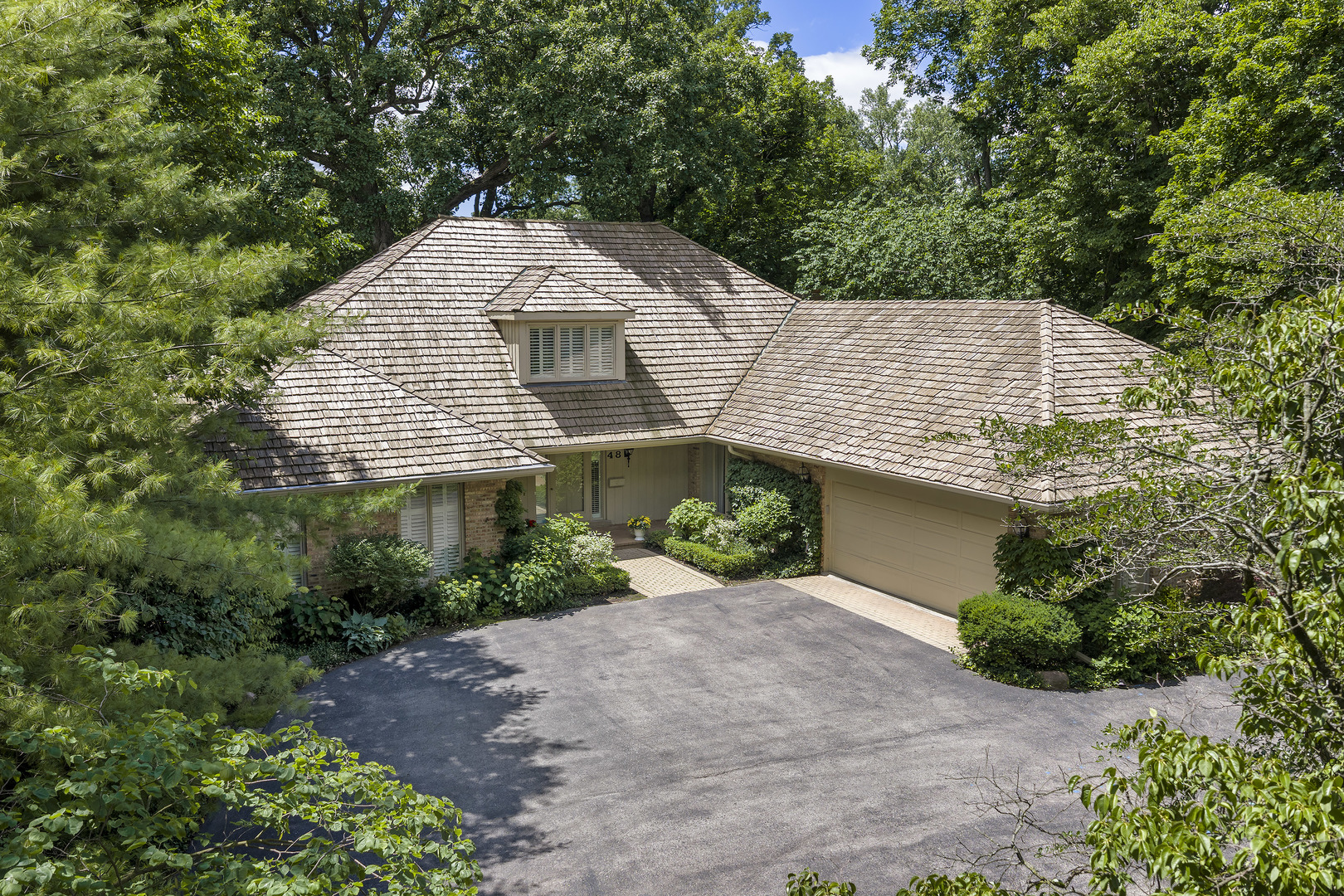 48 Indian Hill Road Winnetka, IL 60093 - Photo 2 of 26