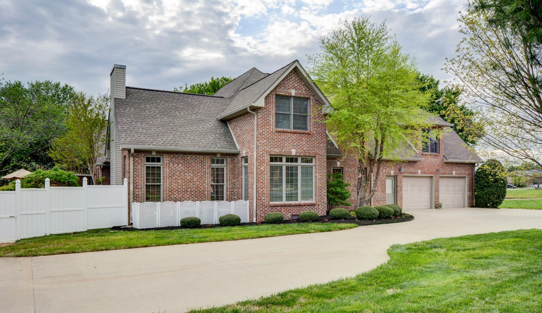 2998 Trough Springs Road Clarksville, TN 37043 - Photo 23 of 25 Gallery Image 23