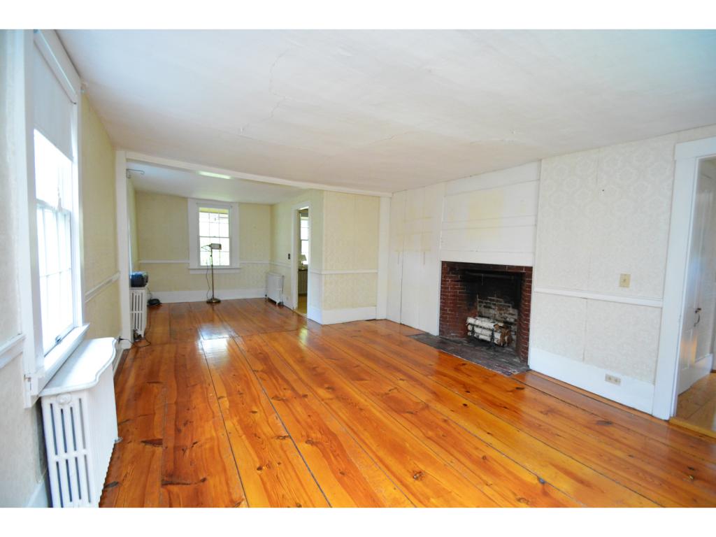193 Hall Road Barrington, NH 03825 - Photo 13 of 36