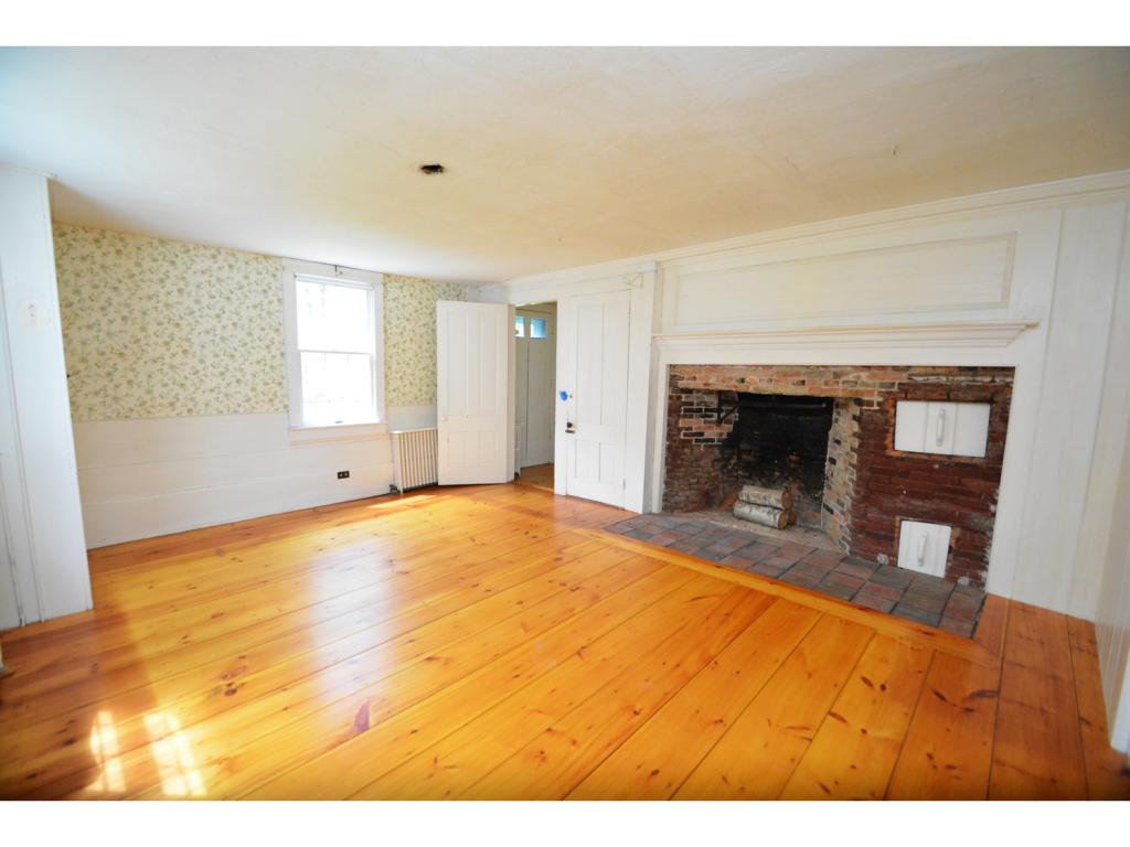193 Hall Road Barrington, NH 03825 - Photo 16 of 36