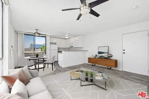 $3,500,000 | 922 North Hudson Avenue, Los Angeles, CA 90038