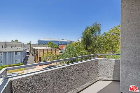 $3,500,000 | 922 North Hudson Avenue, Los Angeles, CA 90038