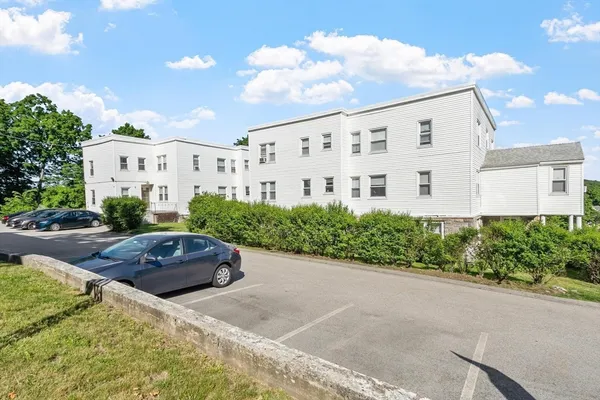 $4,850,000 | 3 Ureco Terrace, Worcester, MA 01602