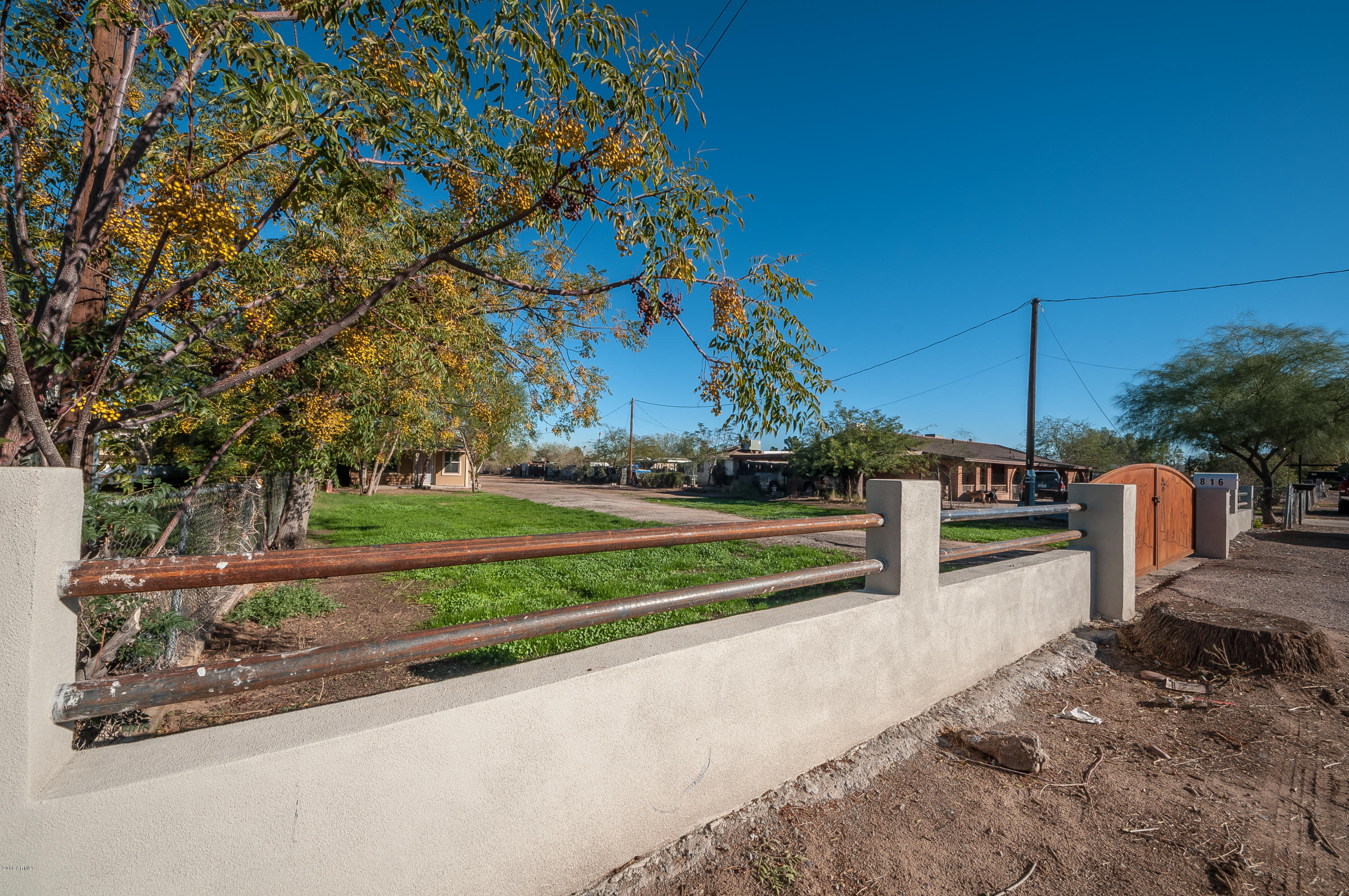 816 East Roeser Road Phoenix, AZ 85040 - Photo 12 of 28 DSC_7172-HDR