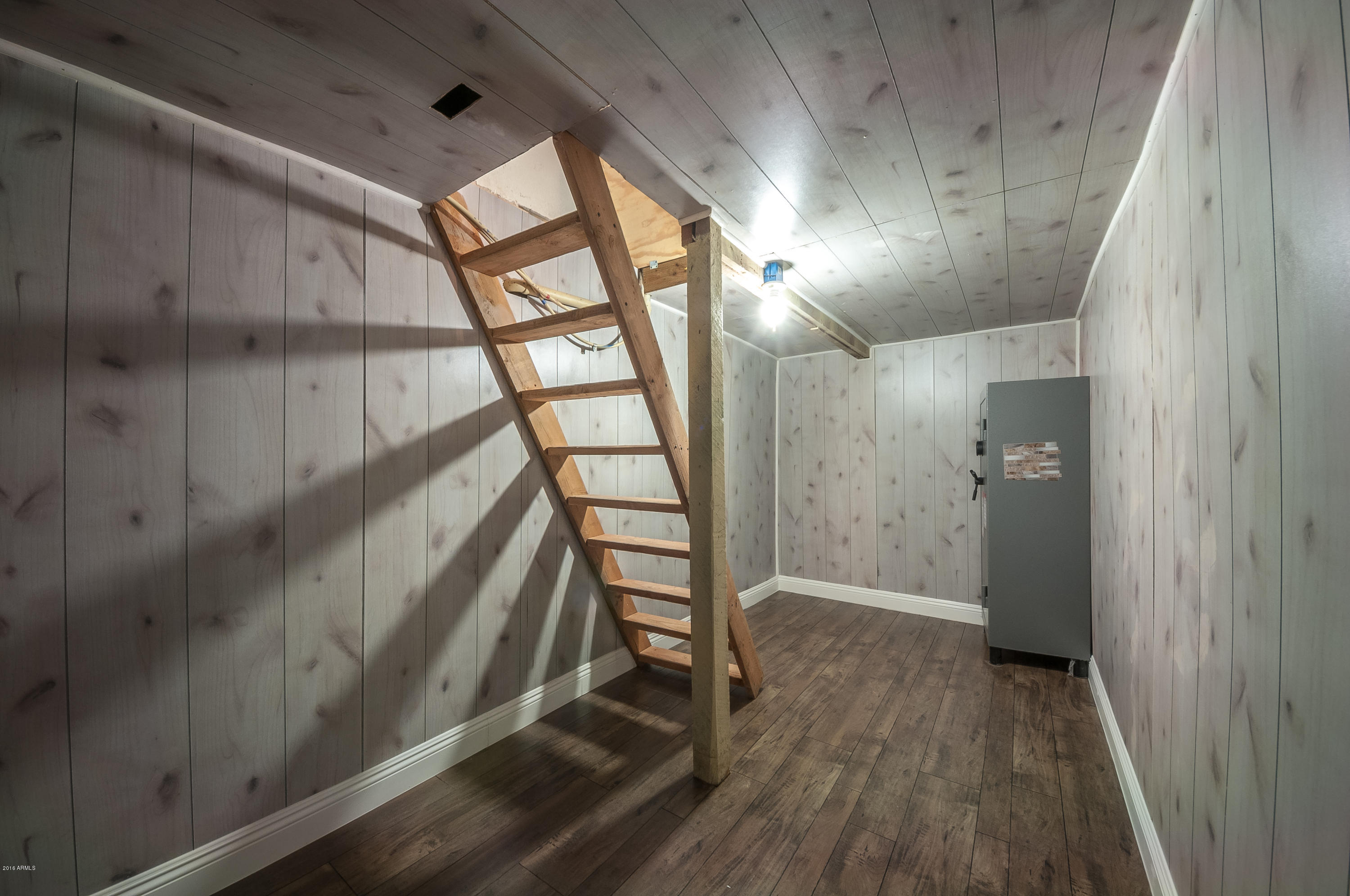 816 East Roeser Road Phoenix, AZ 85040 - Photo 27 of 28 DSC_7279-HDR-Edit