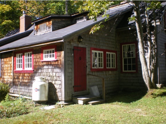 31 Ferncroft Road Albany, NH 03818 - Photo 1 of 15