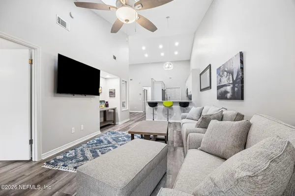 $2,200 | 12036 Arbor Lake Drive, Jacksonville, FL 32225
