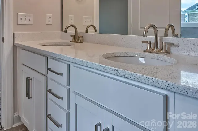 $389,000 | 955 Exeter Drive, Catawba, NC 28609