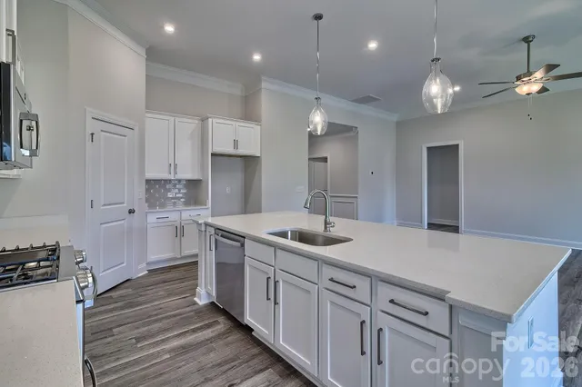 $389,000 | 955 Exeter Drive, Catawba, NC 28609