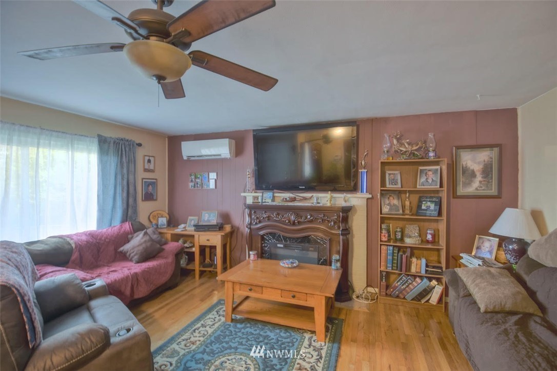 1306 North Minor Road Kelso, WA 98626 - Photo 9 of 19 Gallery Image 9