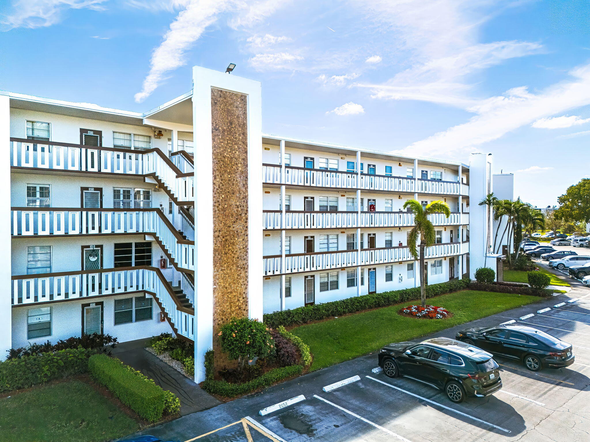 2049 Hythe A Boca Raton, FL 33434 - Photo 19 of 21 building