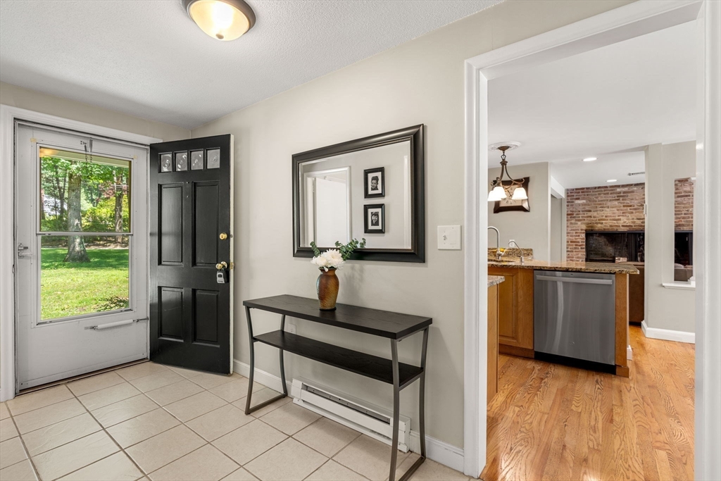 28 Birch Road Andover, MA 01810 - Photo 15 of 40