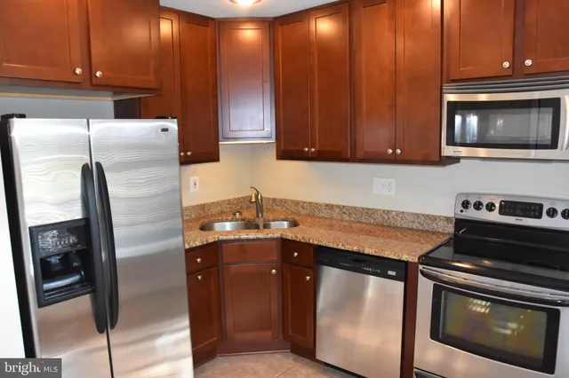 $3,395 | 1188 North Utah Street, Arlington, VA 22201