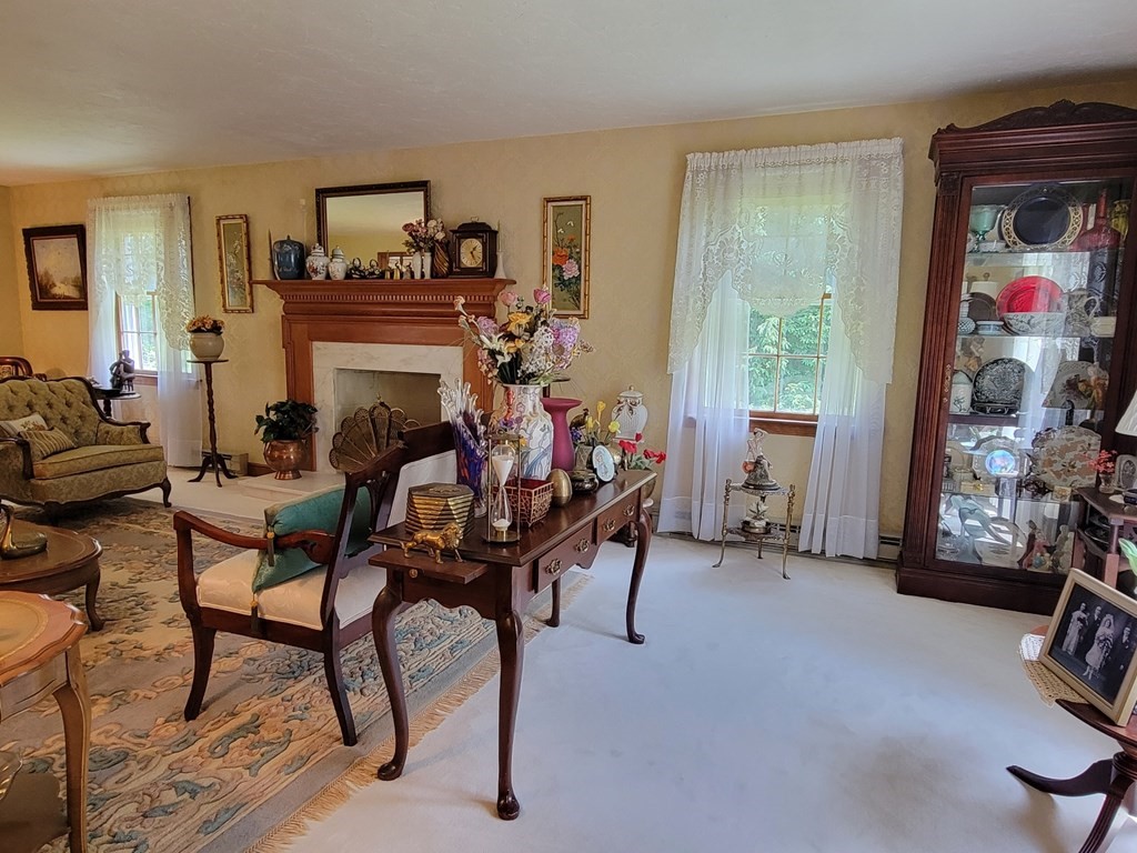56 Forest Ridge Road Weston, MA 02493 - Photo 8 of 35 Gallery Image 8