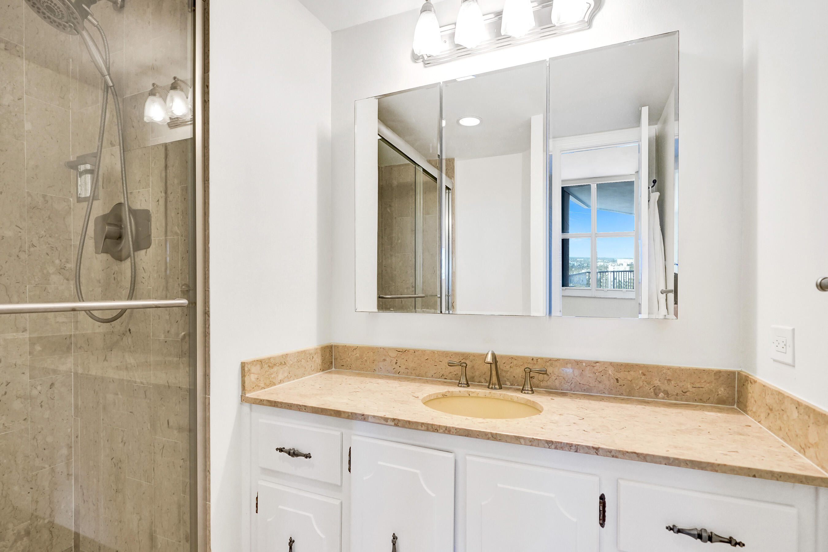 1340 South Ocean Boulevard, Unit 1503 Pompano Beach, FL 33062 - Photo 24 of 50 2nd bathroom