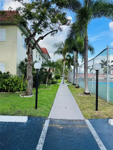 $59,900 | 5641 Southwest 2nd Court, Unit 210, Margate, FL 33068