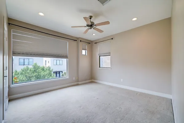 $4,450 | 5202 Rose Street, Unit B, Houston, TX 77007