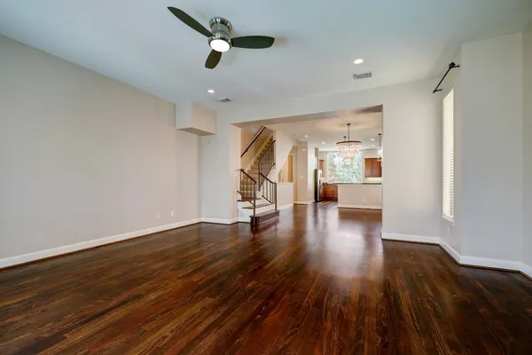 $4,450 | 5202 Rose Street, Unit B, Houston, TX 77007