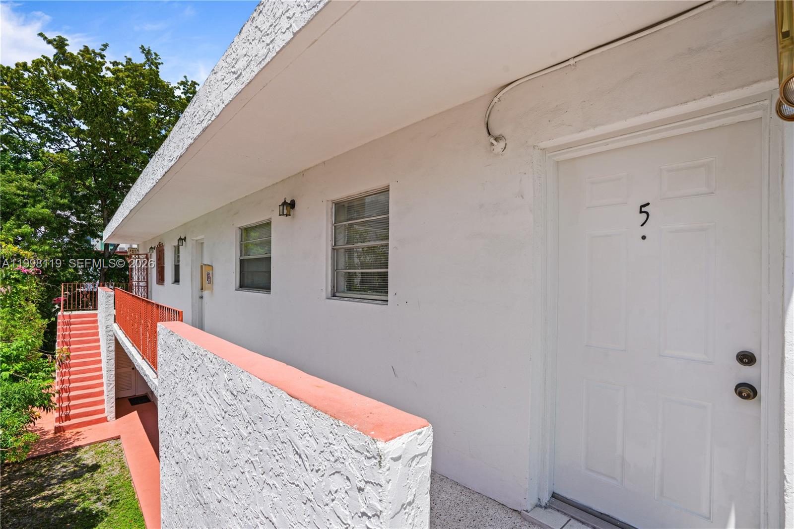 461 Southwest 7th Street, Unit 5 Miami, FL 33130 - Photo 4 of 17