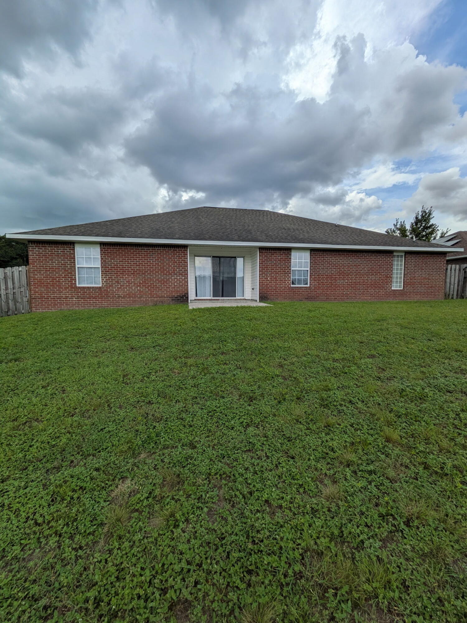 5211 Moore Loop Crestview, FL 32536 - Photo 11 of 27 3819