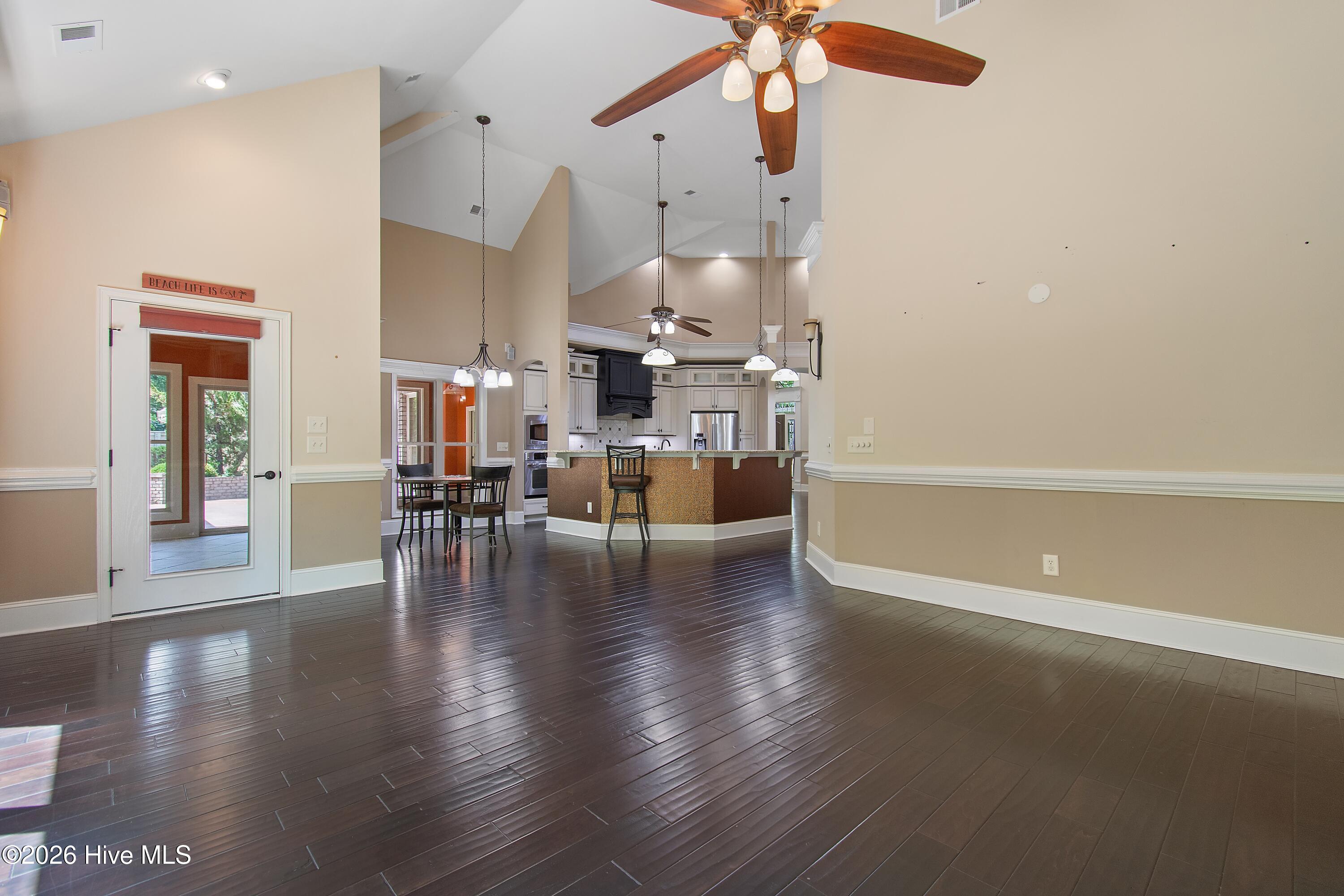 1614 Colonist Square Southwest Ocean Isle Beach, NC 28469 - Photo 26 of 63 Family room