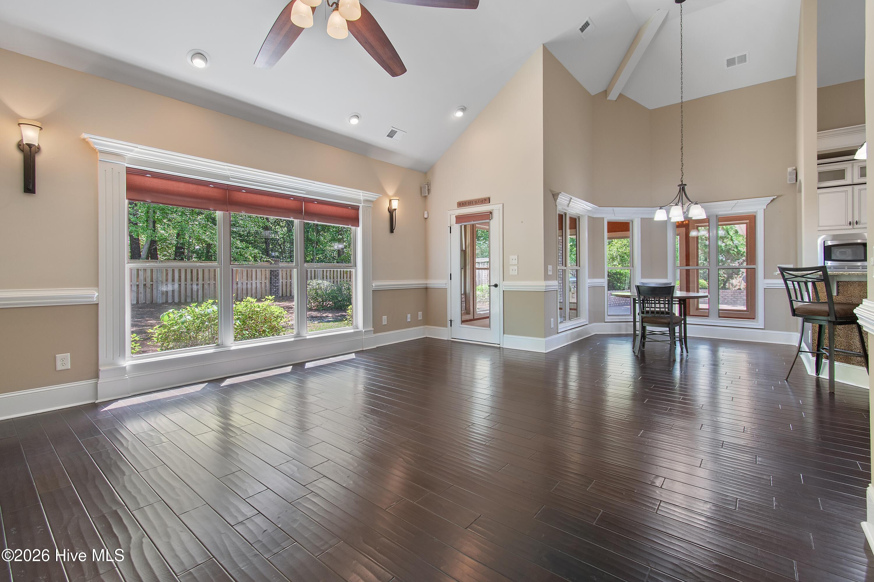 1614 Colonist Square Southwest Ocean Isle Beach, NC 28469 - Photo 27 of 63 Family room