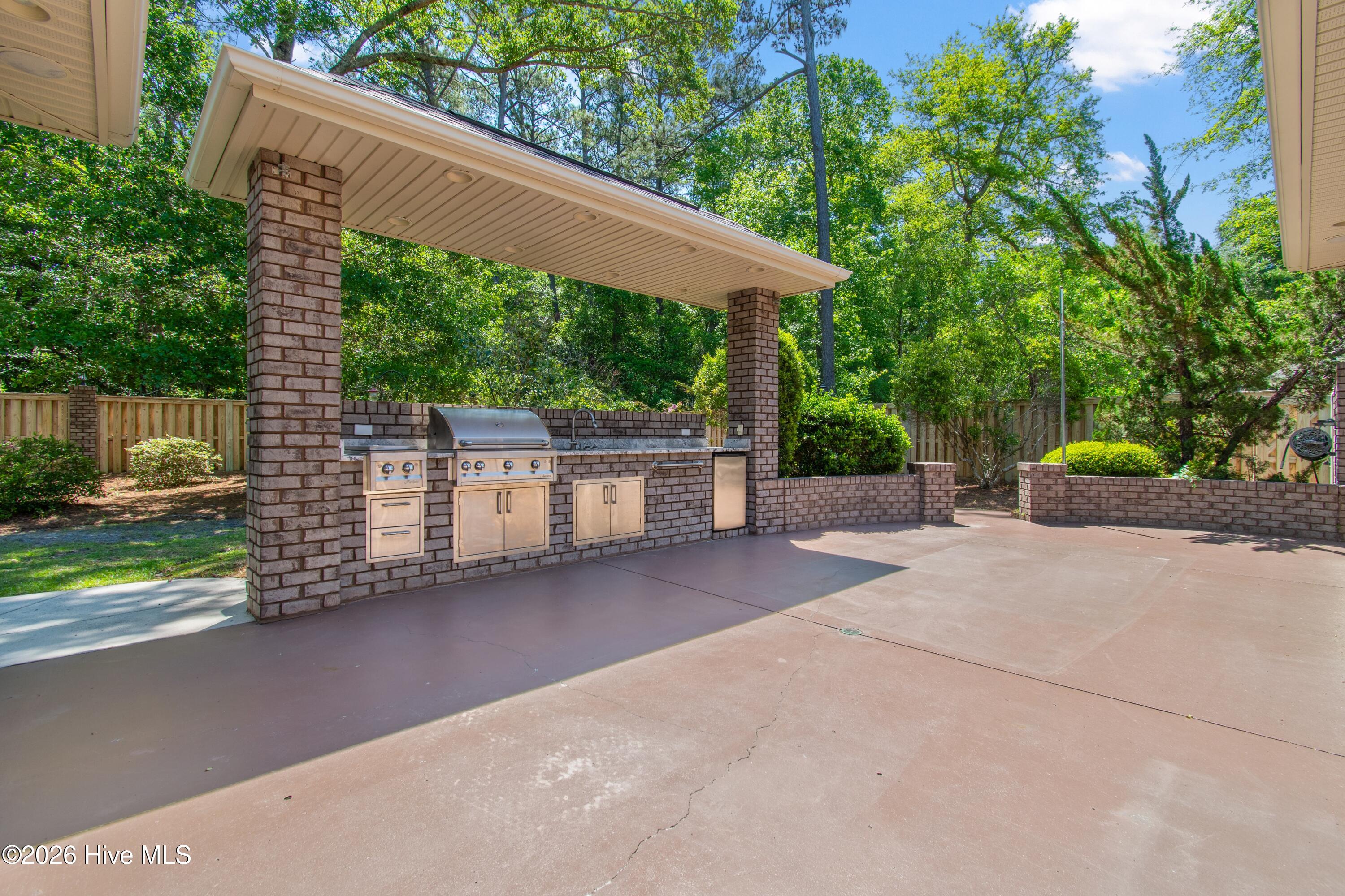 1614 Colonist Square Southwest Ocean Isle Beach, NC 28469 - Photo 47 of 63 Patio/outdoor kitchen