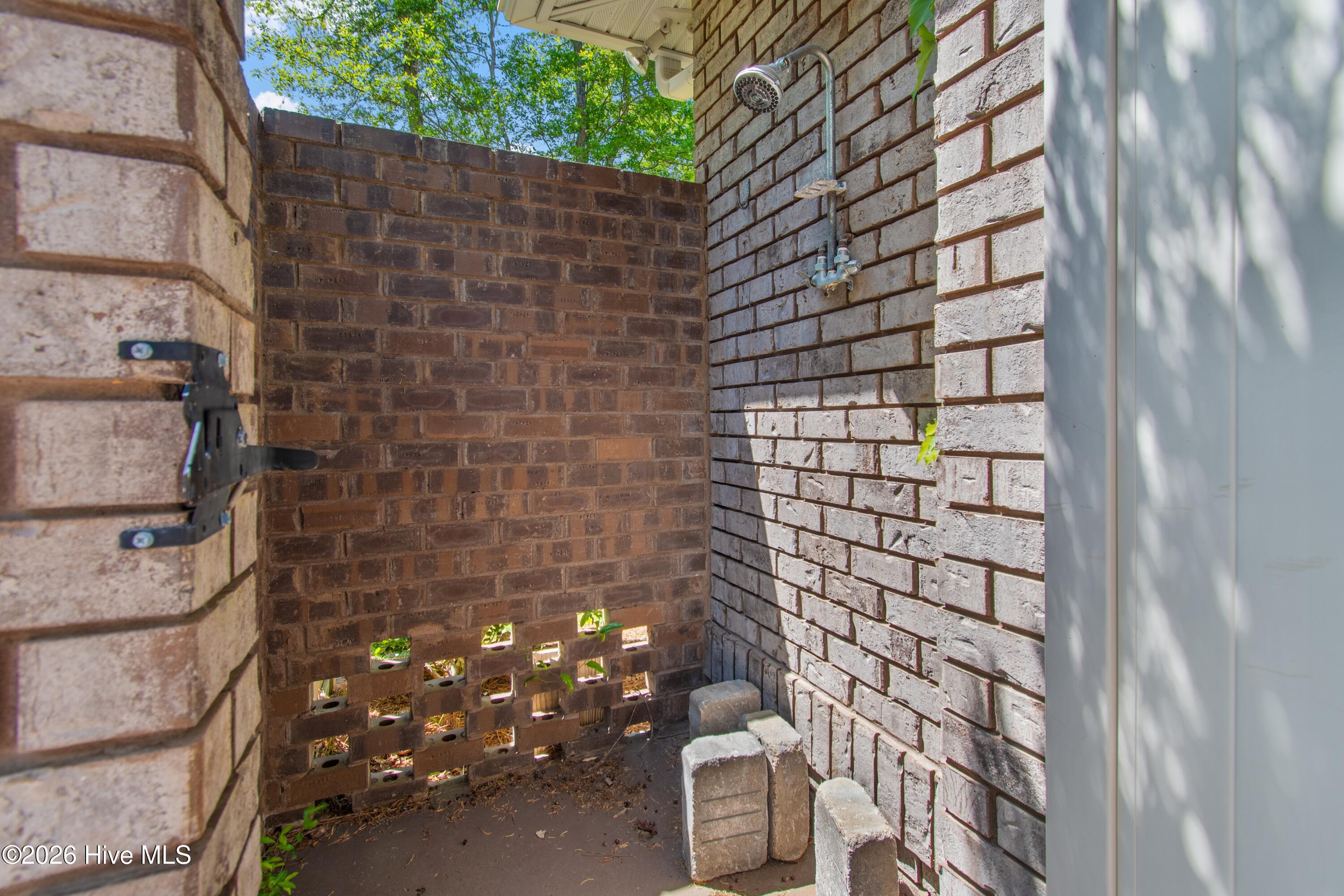 1614 Colonist Square Southwest Ocean Isle Beach, NC 28469 - Photo 49 of 63 Outdoor shower