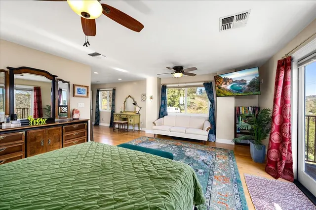 a view of a backyard with a house