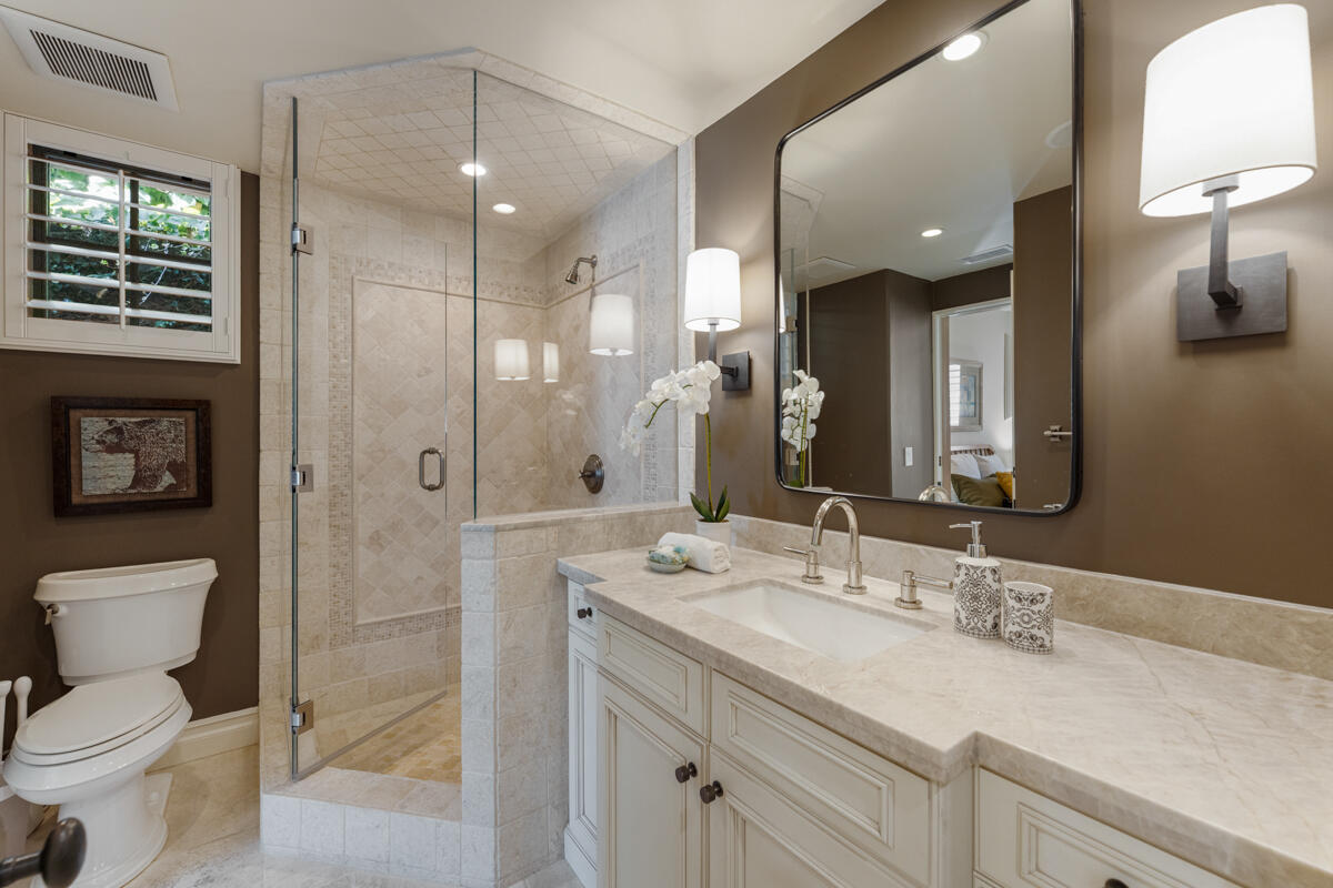 637 East Micheltorena Street Santa Barbara, CA 93103 - Photo 22 of 48 _ROY9292