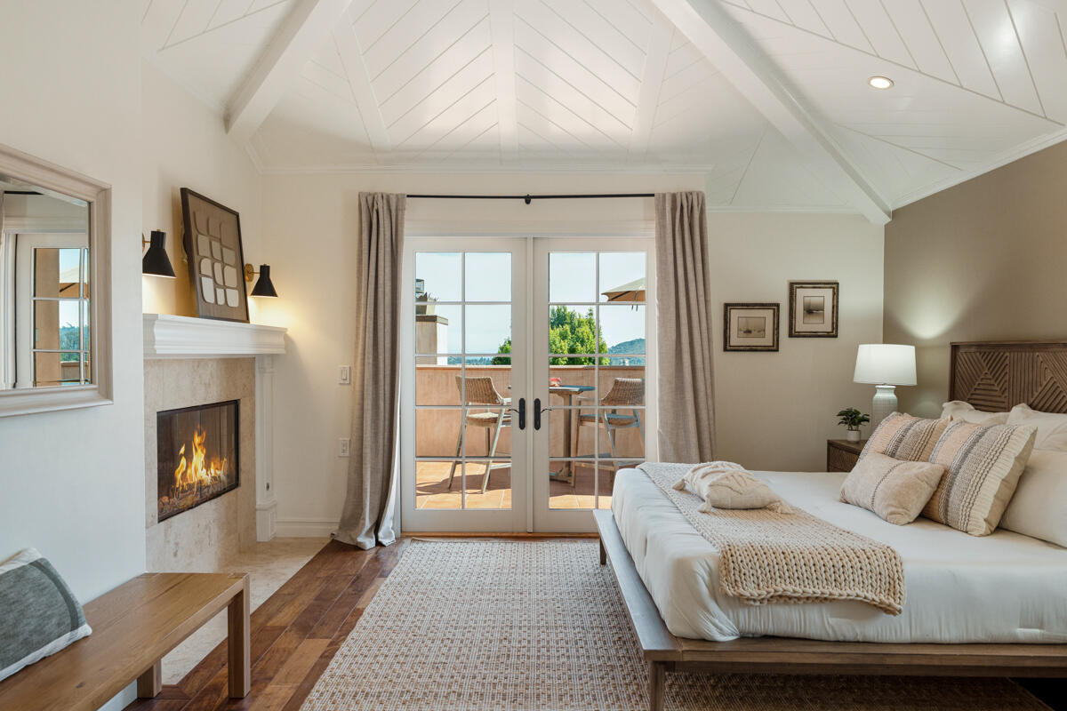 637 East Micheltorena Street Santa Barbara, CA 93103 - Photo 26 of 48 _ROY9402