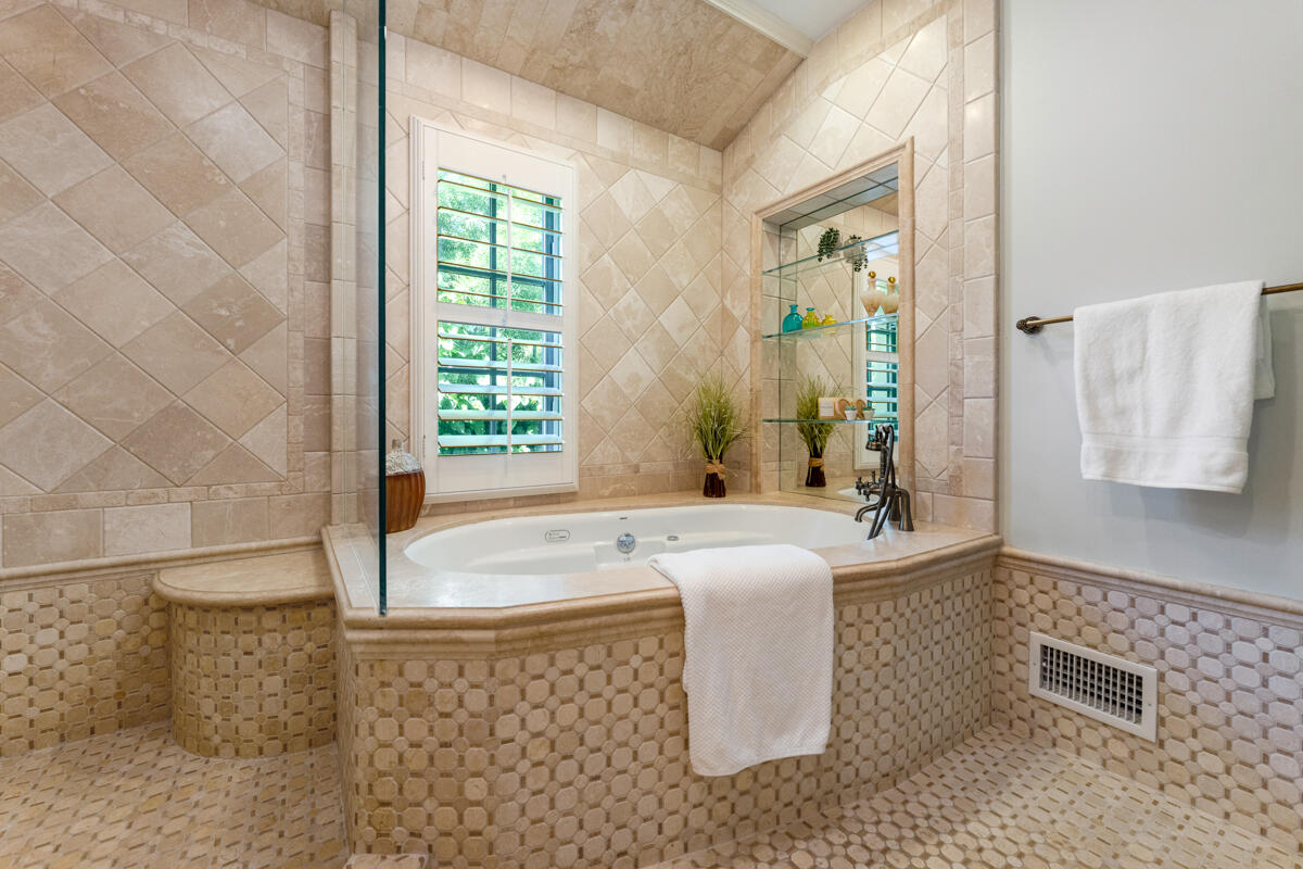 637 East Micheltorena Street Santa Barbara, CA 93103 - Photo 32 of 48 _ROY9427