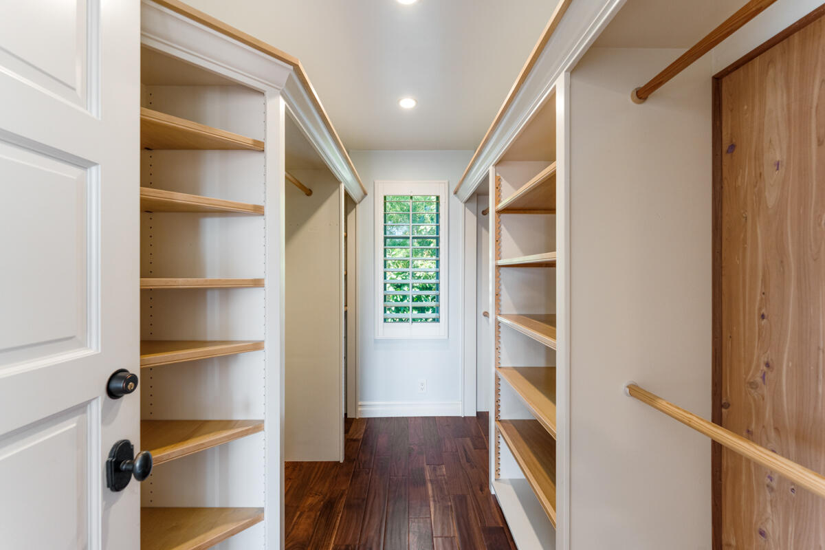 637 East Micheltorena Street Santa Barbara, CA 93103 - Photo 33 of 48 _ROY9417