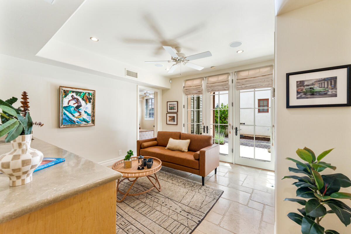 637 East Micheltorena Street Santa Barbara, CA 93103 - Photo 37 of 48 _ROY9262