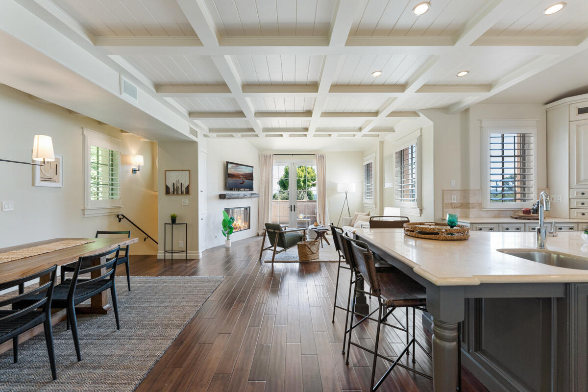 637 East Micheltorena Street Santa Barbara, CA 93103 - Photo 7 of 48 _ROY9317