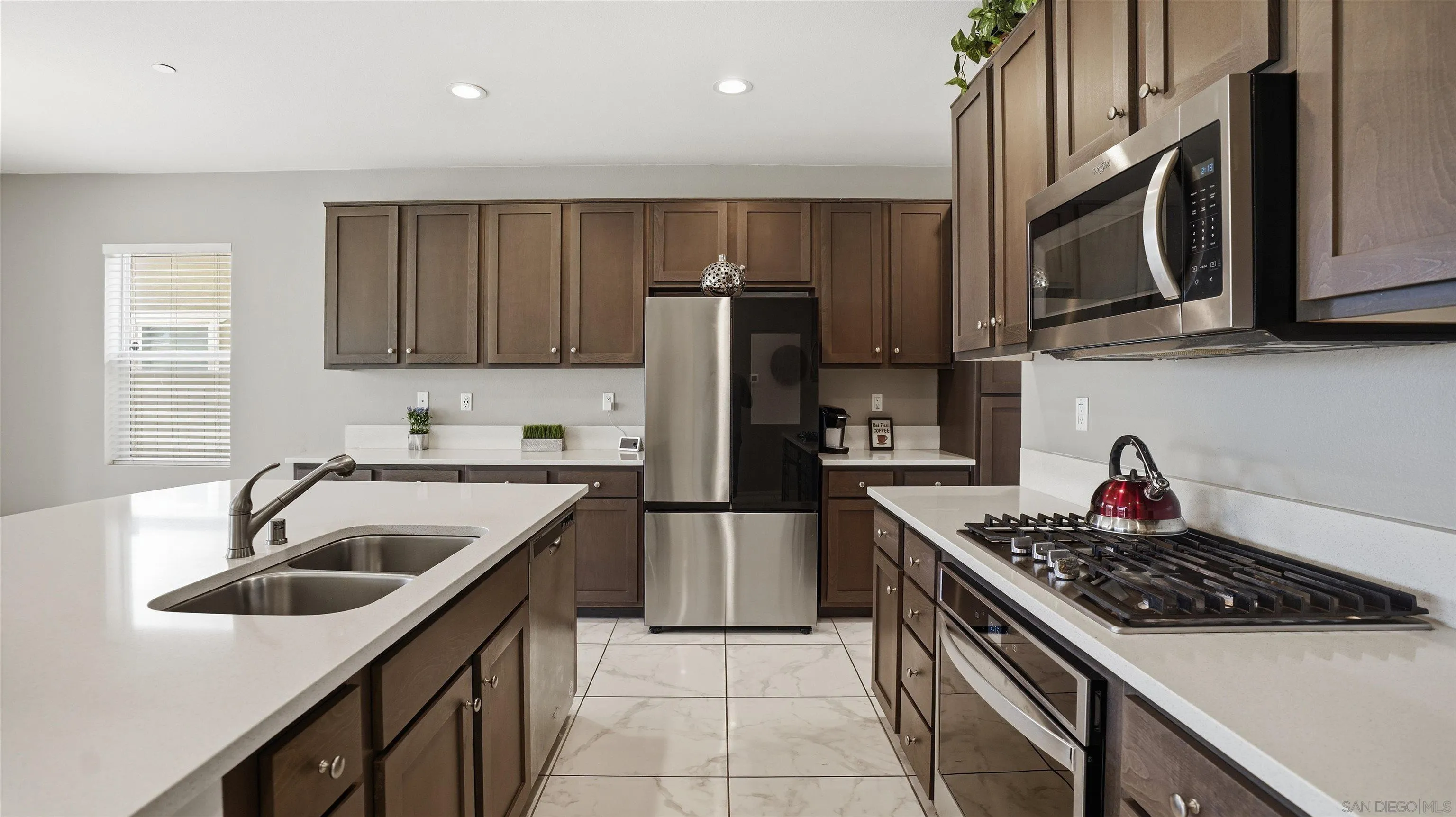 1218 Idanan Road Chula Vista, CA 91913 - Photo 11 of 34