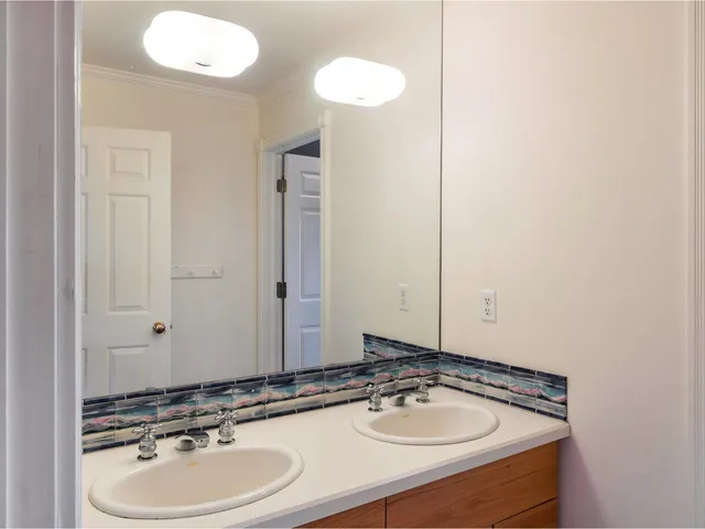 $2,199,000 | 1411 Spear Street, South Burlington, VT 05403