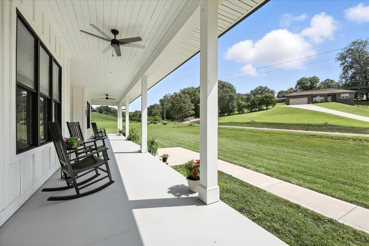 541 Hillvale Road Andersonville, TN 37705 - Photo 4 of 59