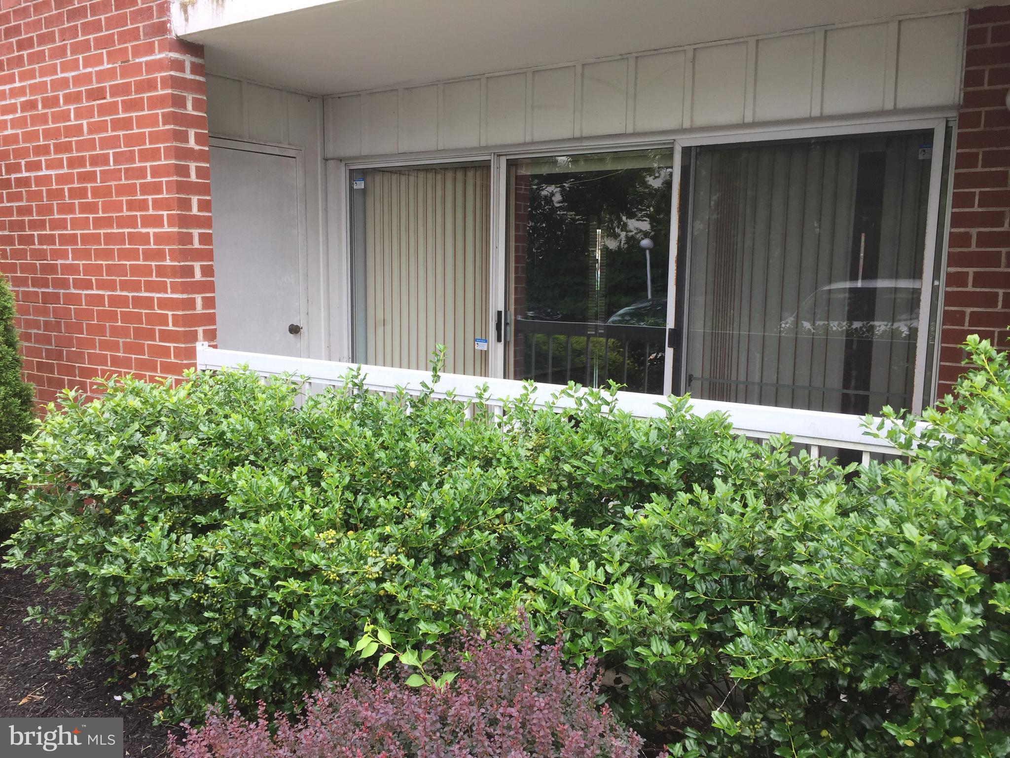 10113 Verree Road, Unit B5 Philadelphia, PA 19116 - Photo 2 of 26 Exterior Front - looking toward the patio