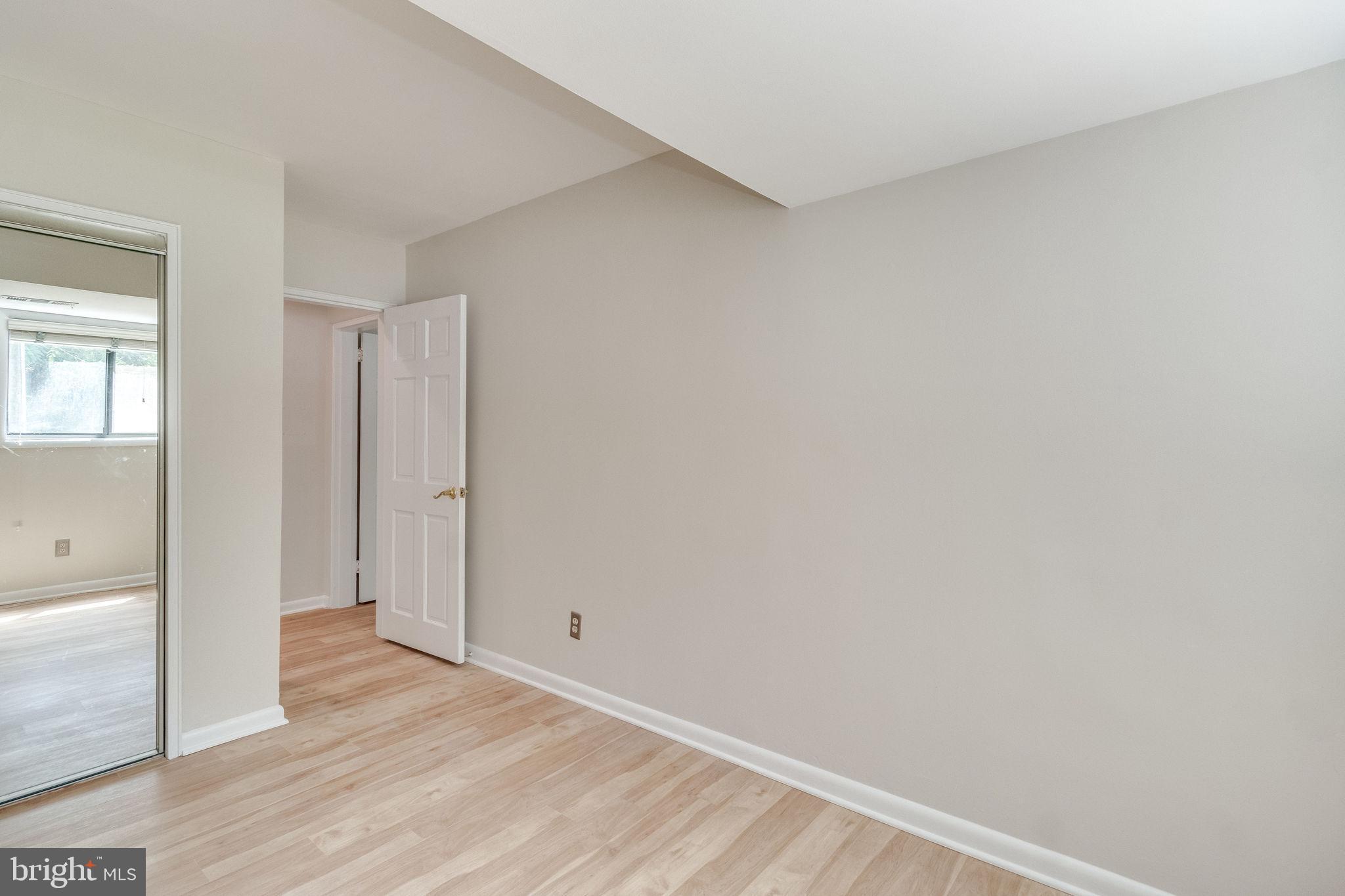 55 Skyhill Road, Unit 204 Alexandria, VA 22314 - Photo 13 of 21