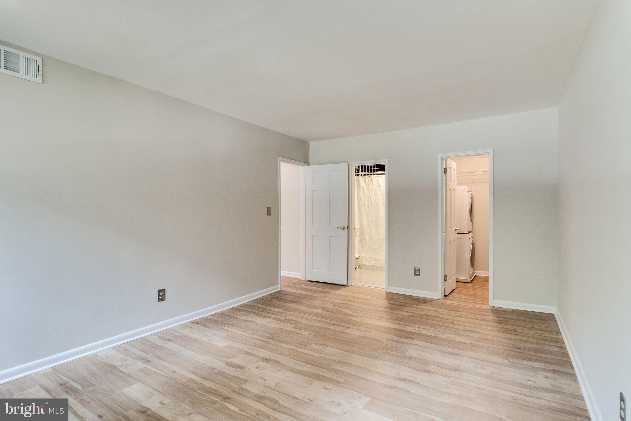 55 Skyhill Road, Unit 204 Alexandria, VA 22314 - Photo 16 of 21