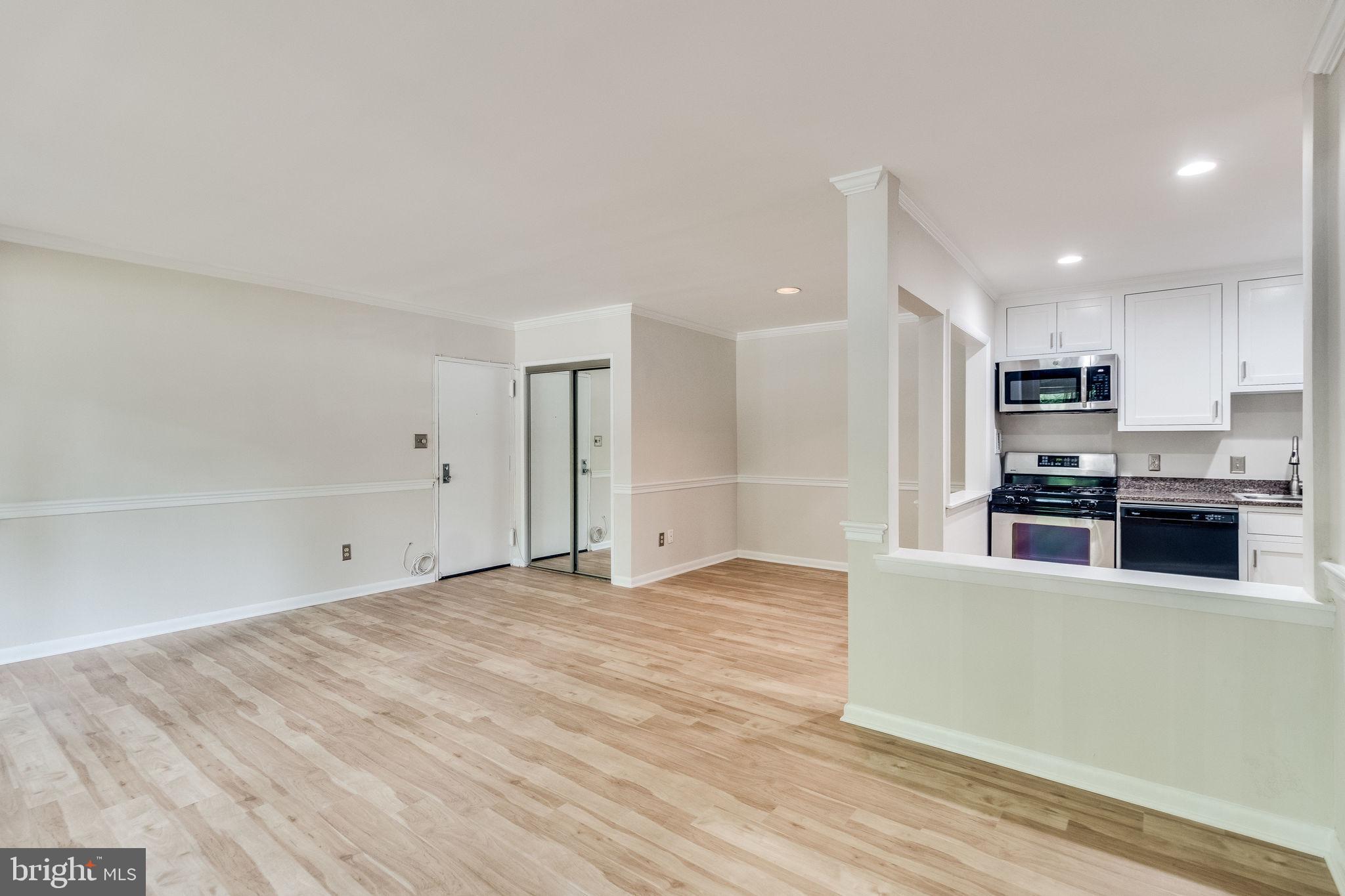 55 Skyhill Road, Unit 204 Alexandria, VA 22314 - Photo 7 of 21