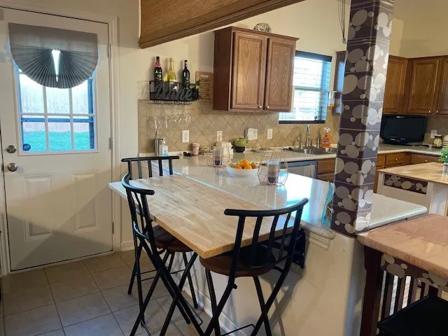 $325,000 | 4611 Monarch Blue Lane, Fresno, TX 77545