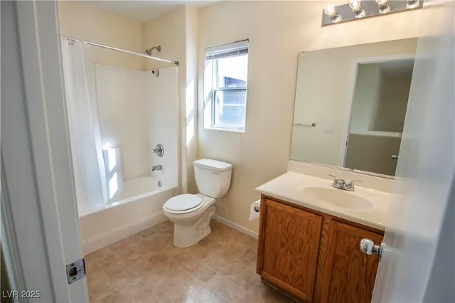 $1,659 | 10437 Coyote Cub Avenue, Las Vegas, NV 89129