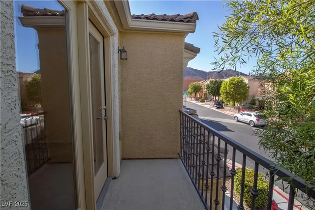 $1,659 | 10437 Coyote Cub Avenue, Las Vegas, NV 89129