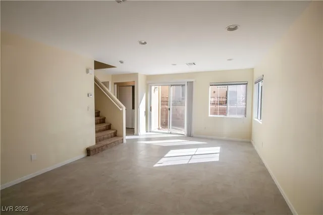 $1,659 | 10437 Coyote Cub Avenue, Las Vegas, NV 89129
