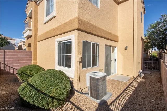 $1,659 | 10437 Coyote Cub Avenue, Las Vegas, NV 89129