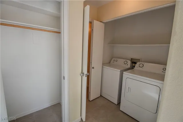 $1,659 | 10437 Coyote Cub Avenue, Las Vegas, NV 89129