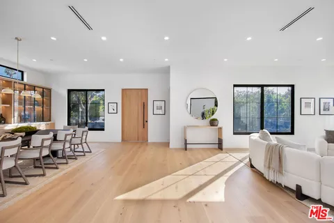 $4,550,000 | 1500 Louella Avenue, Venice, CA 90291