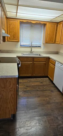 $155,000 | 8688 Villa Lane, Warren, MI 48093